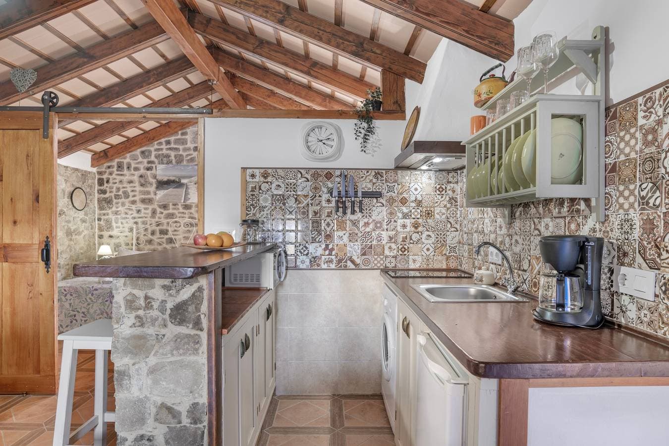 Foto 9 von 29: Ferienhaus 'Alfonso' mit Gemeinschaftspool, WLAN und Klimaanlage