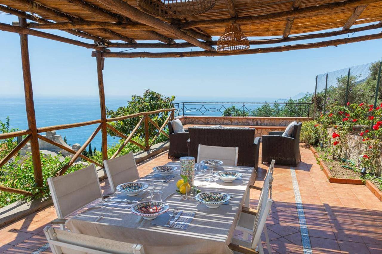 Foto 4 von 22: Villa with Sea View