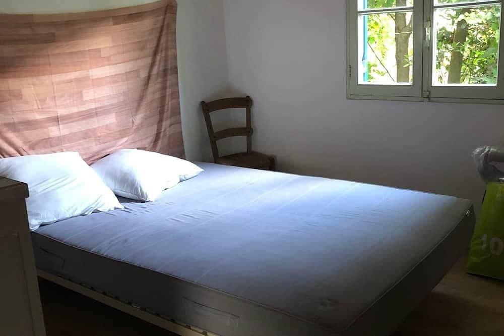 Foto 2 von 6: Bungalow with small garden, near beach and shops