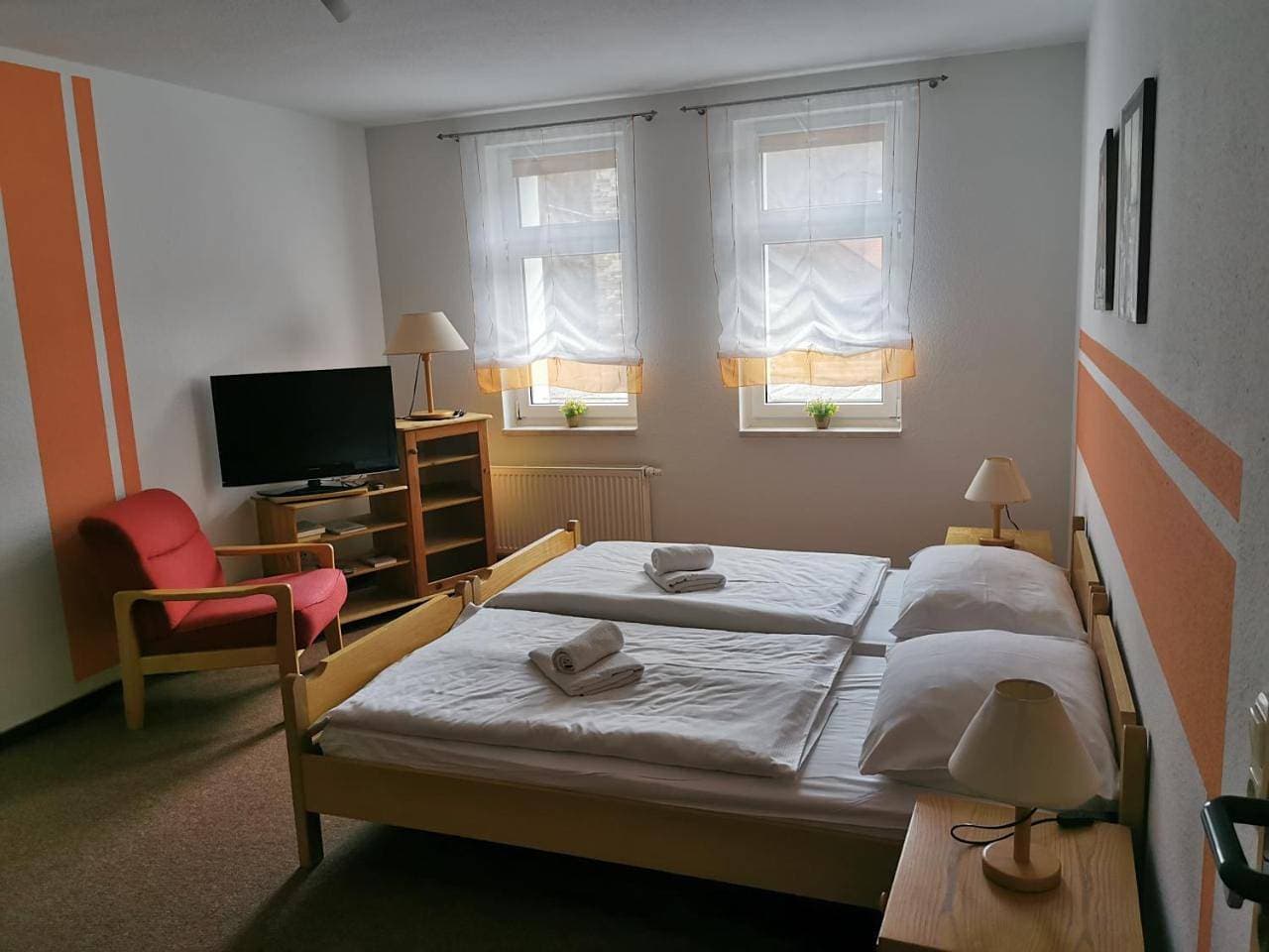 Foto 8 von 9: Double Room