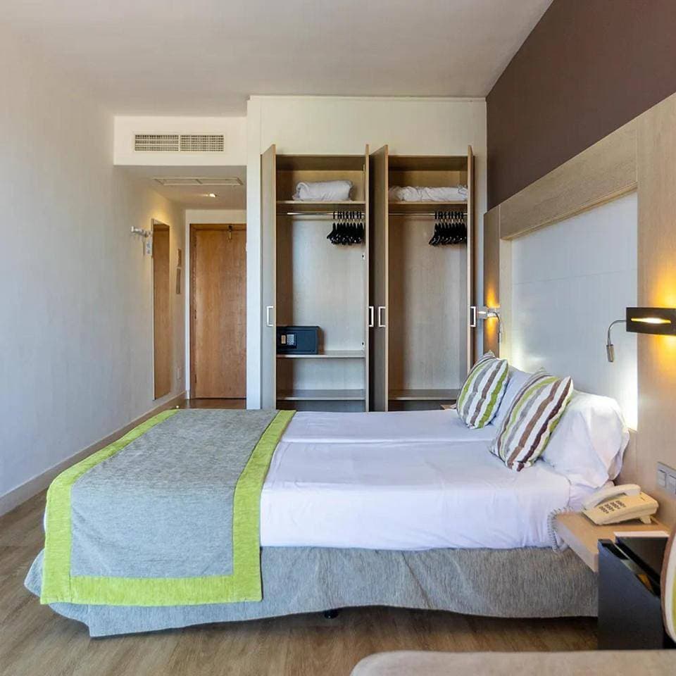 Foto 12 von 12: Double Room with Pool View