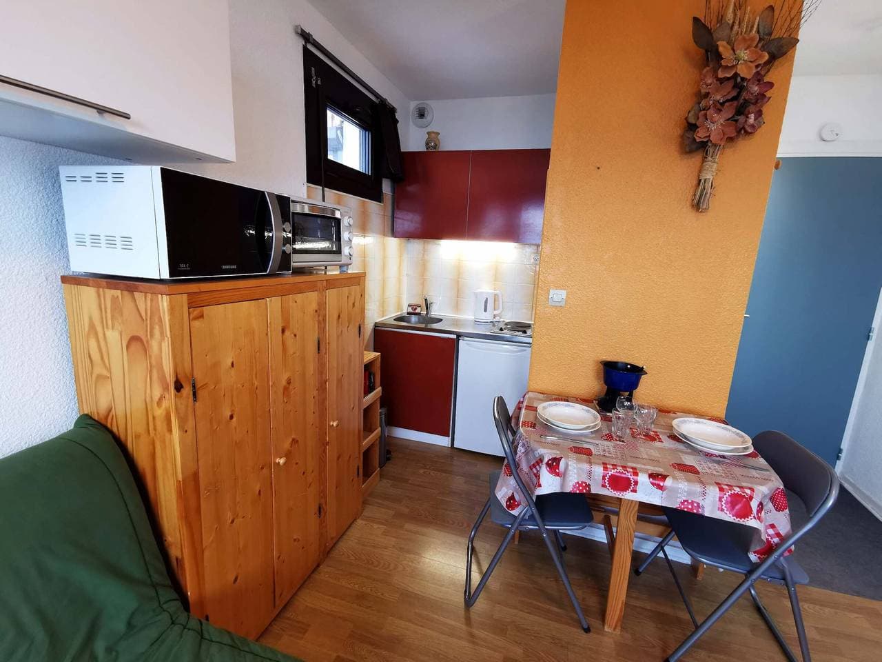 Foto 5 von 10: Gemütliches Studio direkt an der Piste, keine Haustiere erlaubt