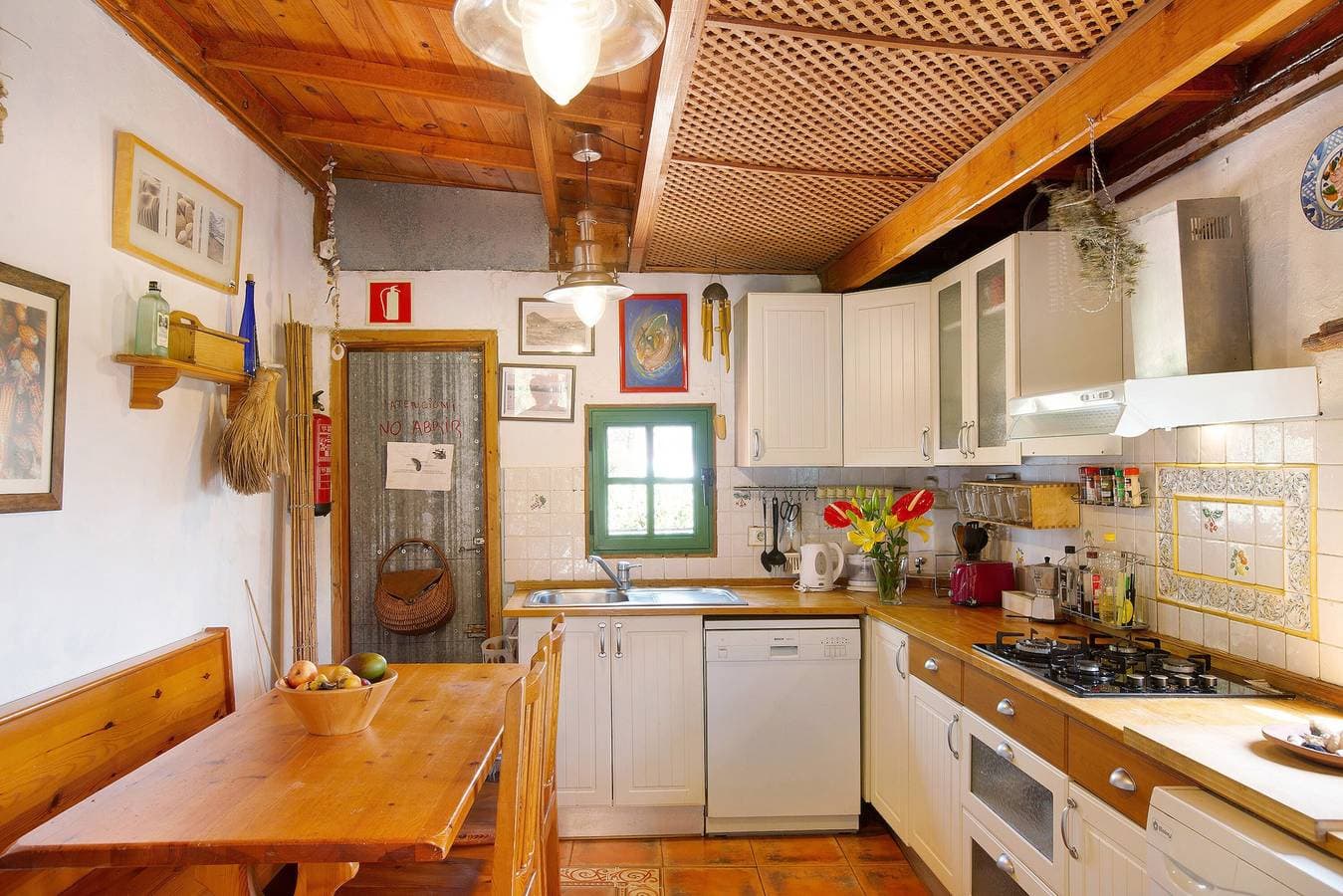 Foto 9 von 25: Ferienhaus "Casa Los Pinos" mit Terrasse und Bergblick