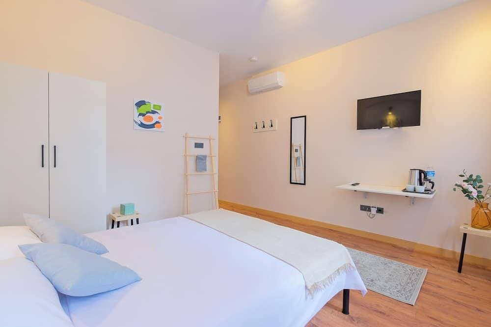 Foto 5 von 15: 1 bedroom apartment in enchanting Beyoğlu with AC, WiFi