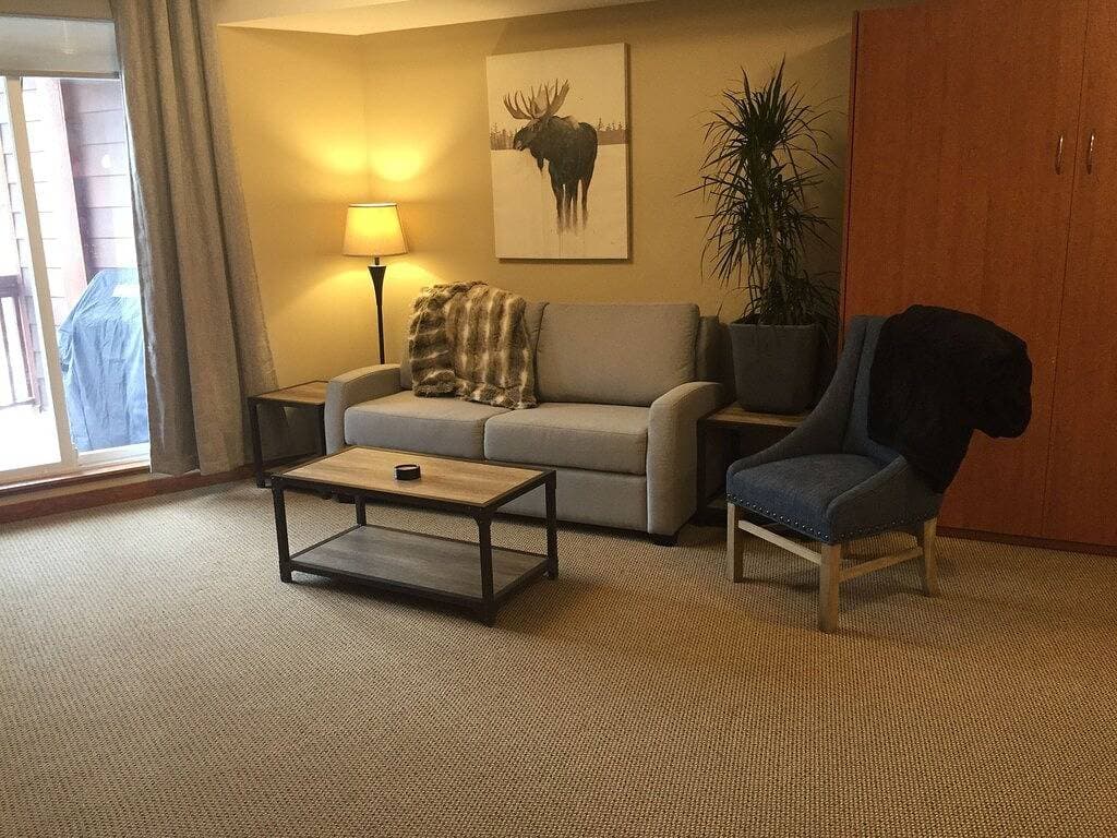 Foto 11 von 15: Wunderschön warme und geräumige Mountain Studio Suite