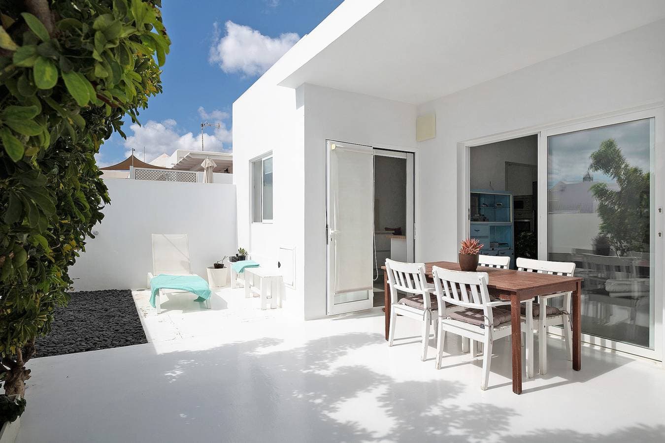 Foto 10 von 36: Ferienhaus 'Casa La Concha Lanzarote' mit Gemeinschaftspool, privater Terrasse und WLAN