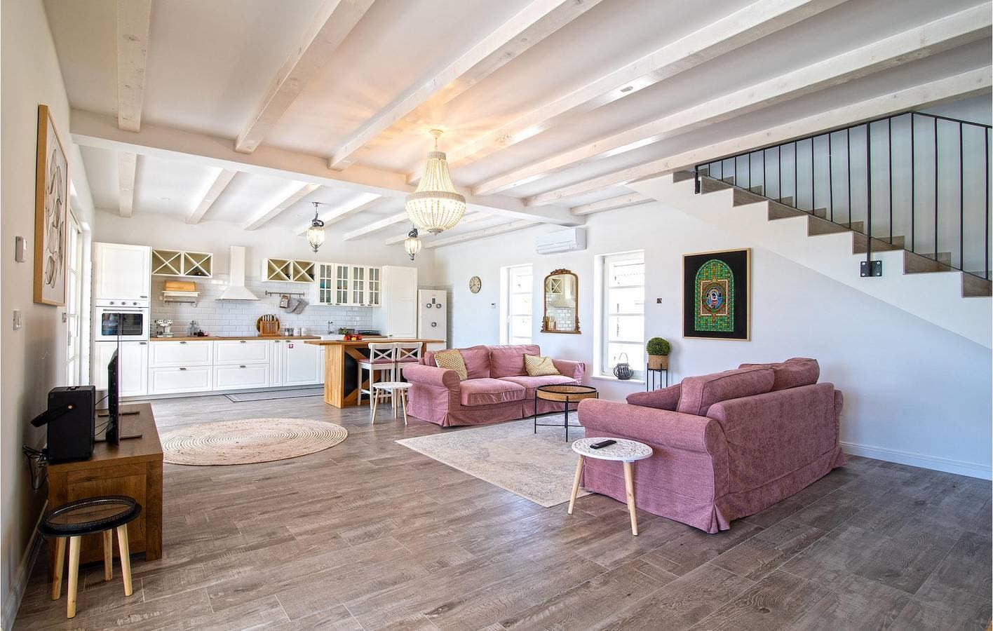 Foto 3 von 21: Gemütliche 220 m² große Wohnung mit Pool, WLAN, Klimaanlage und Parkplatz