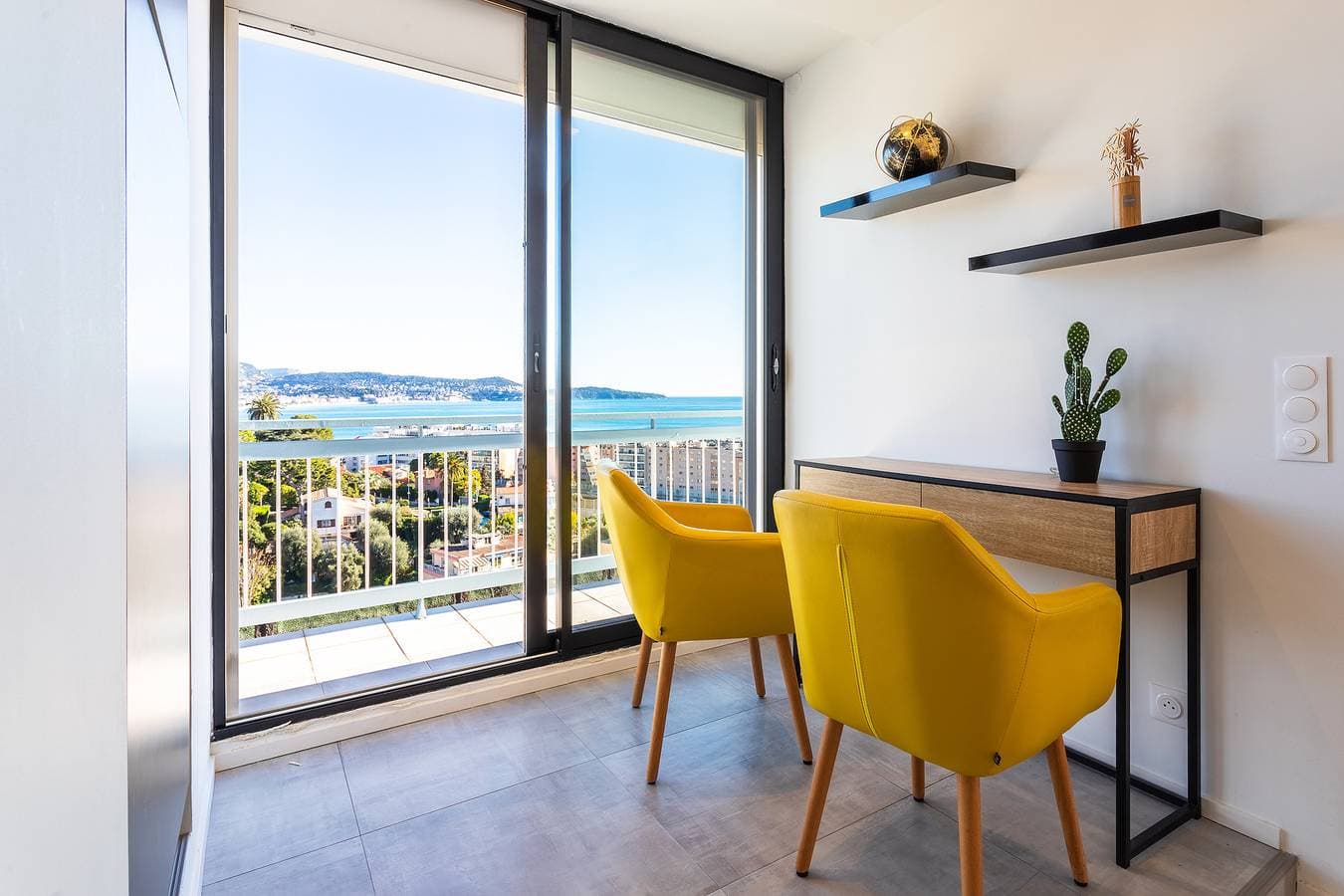 Foto 12 von 28: Vue Des Anges By Riviera Holiday Homes