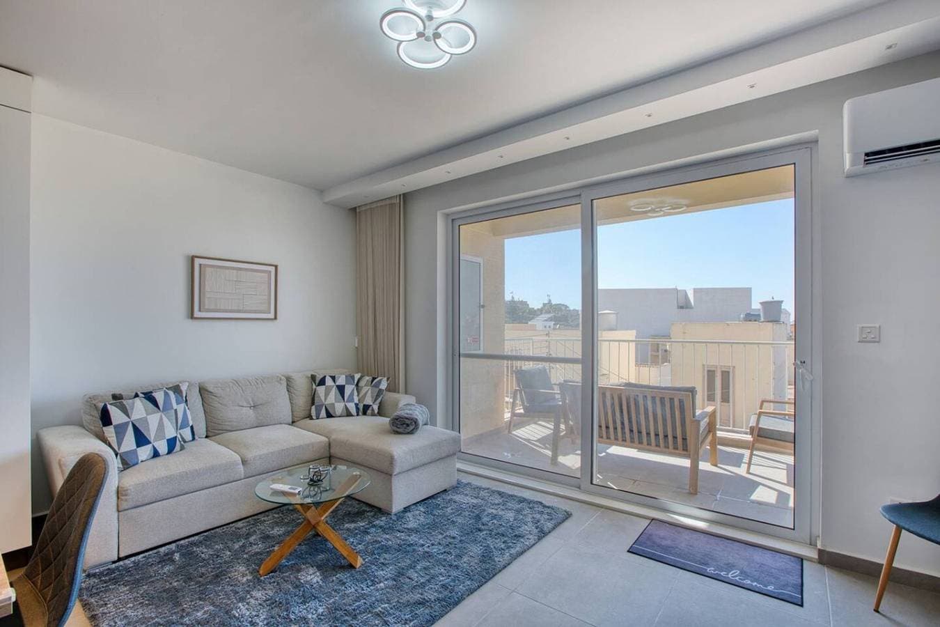 Foto 2 von 43: Ferienwohnung für 4 Personen mit Balkon