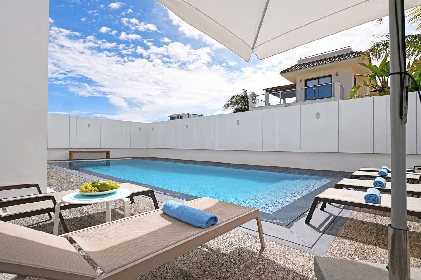 Foto 12 von 38: Villa für 5 Personen mit Balkon