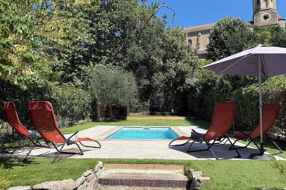Nettes Haus mit Pool in malerischen Dorf des Massif des Maures 1