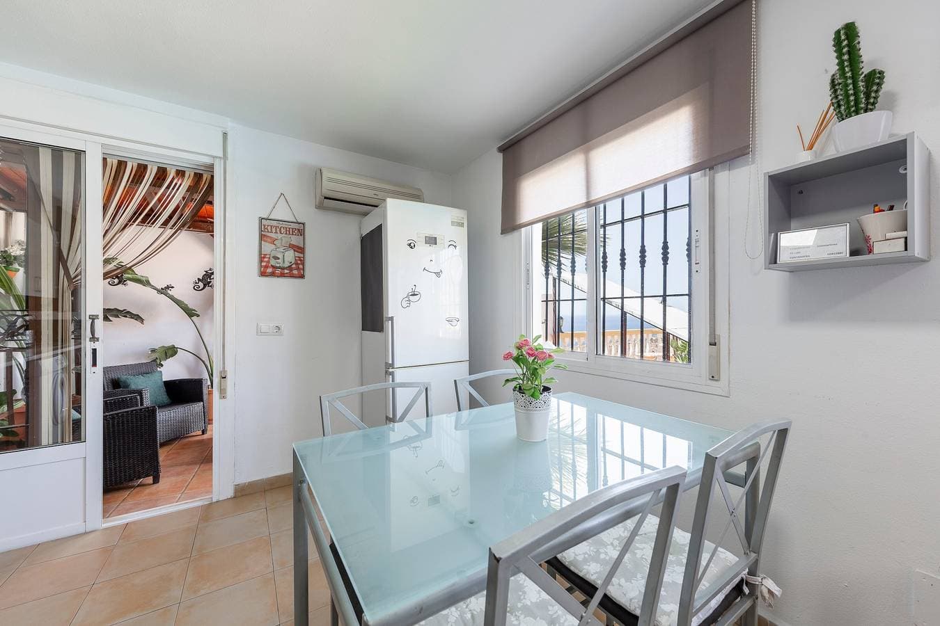 Foto 7 von 28: Ferienhaus 'Vista al Mar Ylenia' mit Meerblick, Pool, 2 Terrassen und WLAN