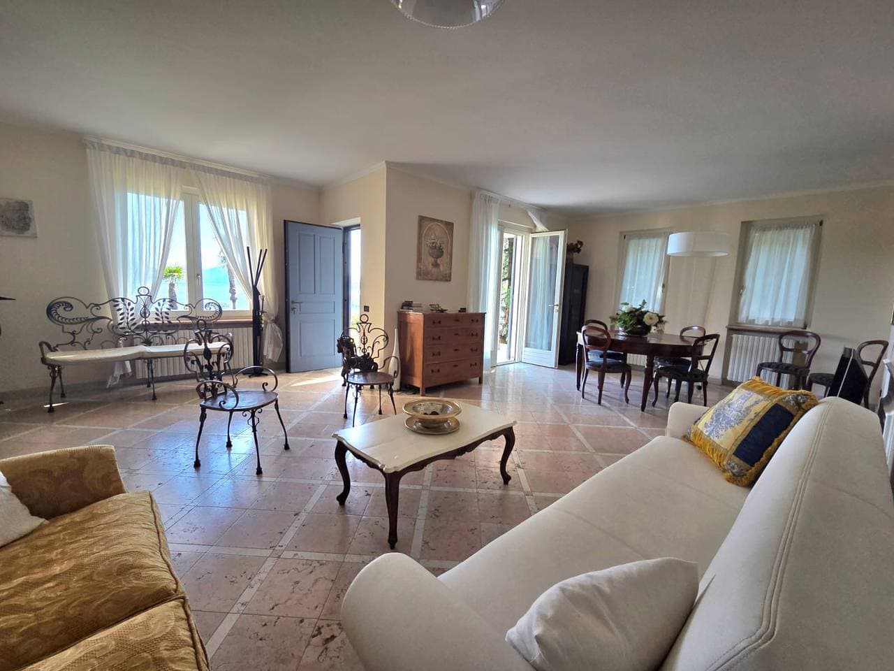 Foto 11 von 31: Queen Apartment – Stunning Panoramic Island View