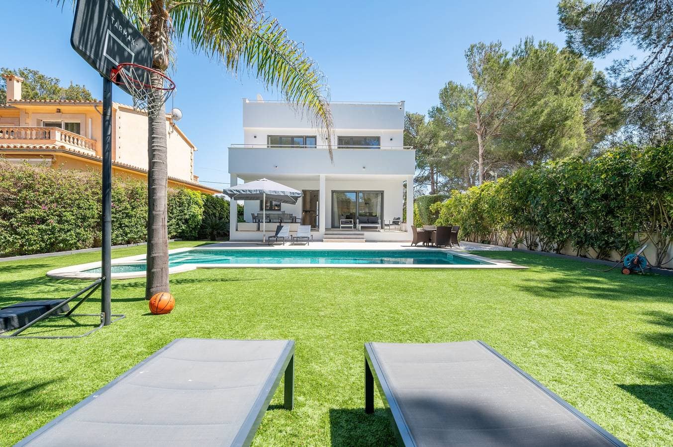 Foto 2 von 27: Villa 'The Tower' mit privatem Pool, WLAN und Klimaanlage