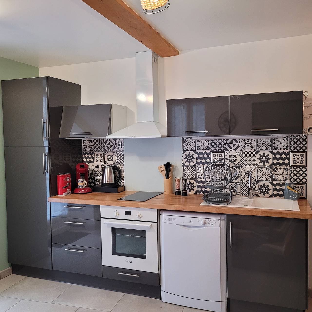 Foto 5 von 12: Ferienwohnung 'Au Cocon De La Tour Des Jacobins' mit privater Terrasse und WLAN