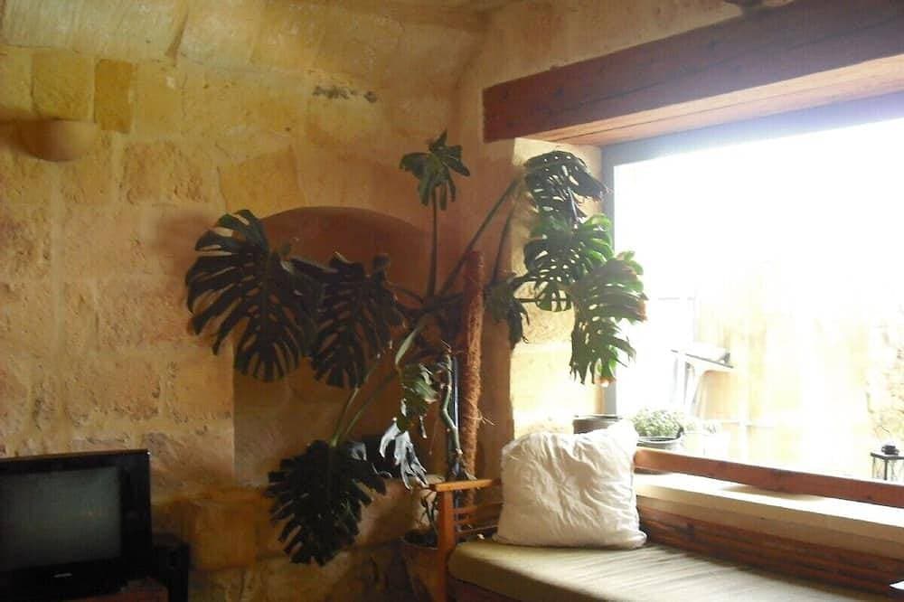 Foto 11 von 23: Bauernhaus mit privatem Swimmingpool, voller Charakter und Charme