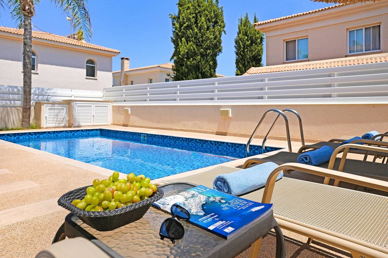 Foto 6 von 46: Villa für 7 Personen mit Balkon
