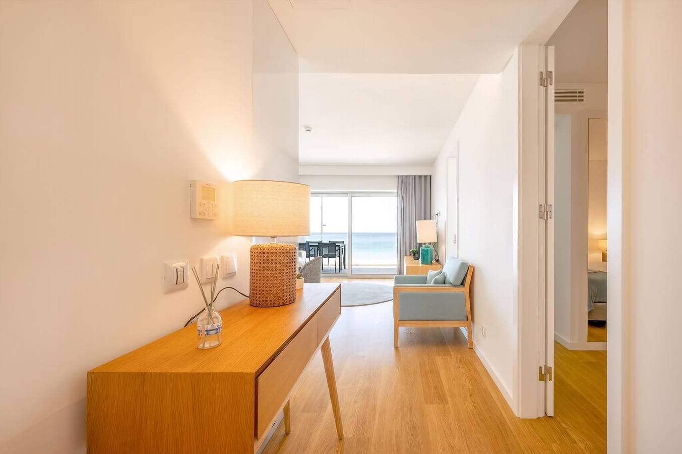 Foto 10 von 37: Ferienwohnung für 4 Personen mit Terrasse