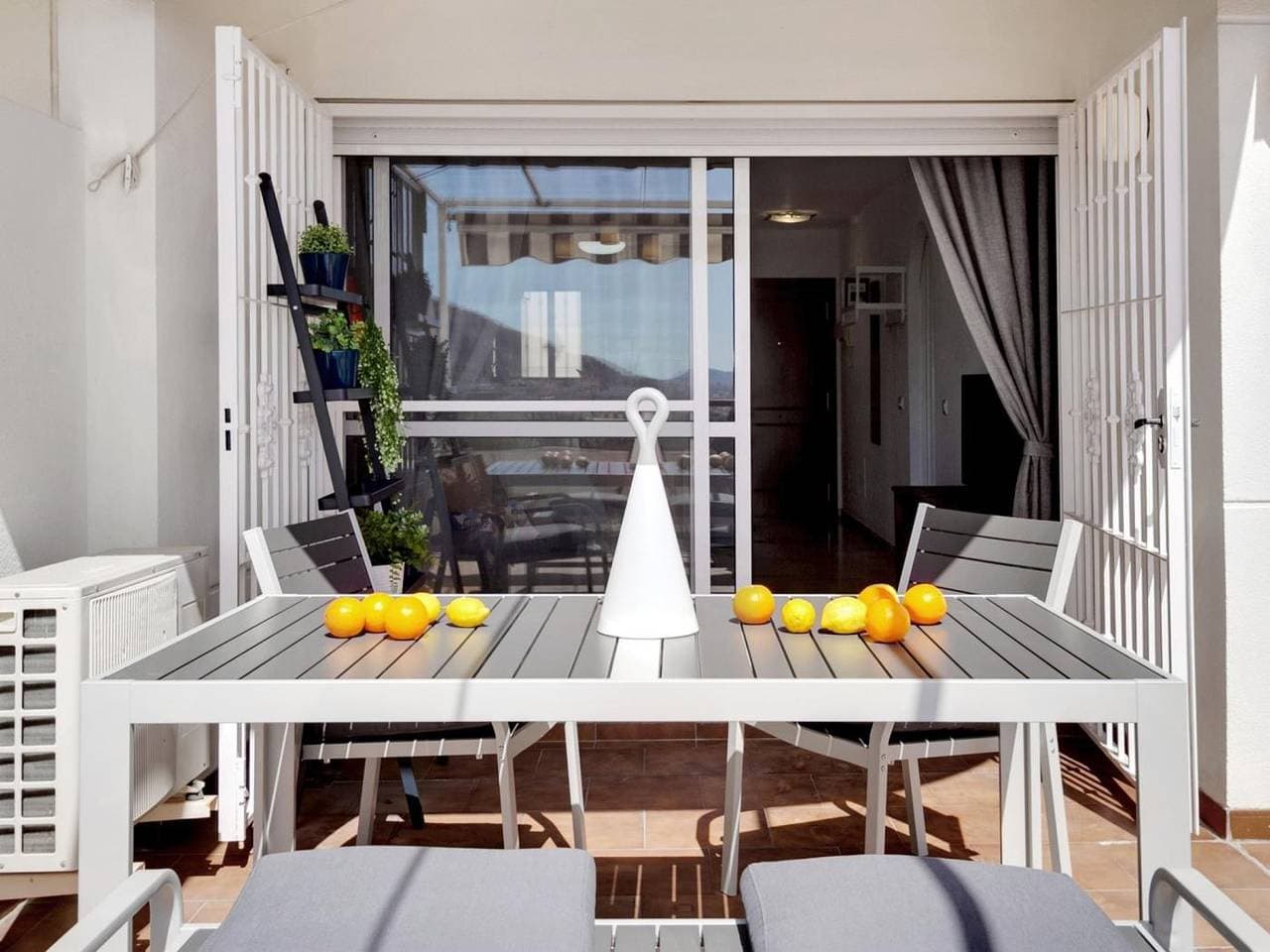 Foto 5 von 24: Ferienwohnung für 4 Personen mit Meerblick