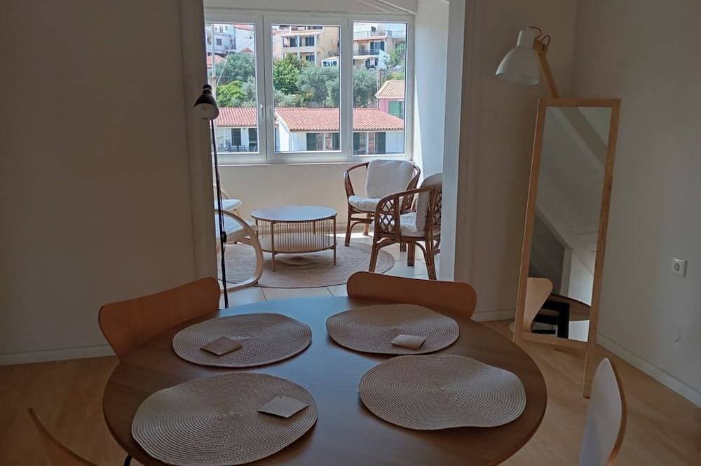 Villa Gaia : Aura loft, right at the edge of Gaios Port 1