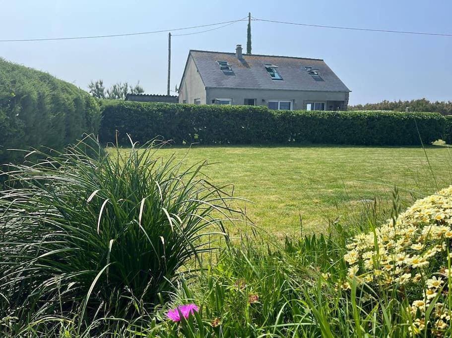 Foto 8 von 68: Three-Bedroom House