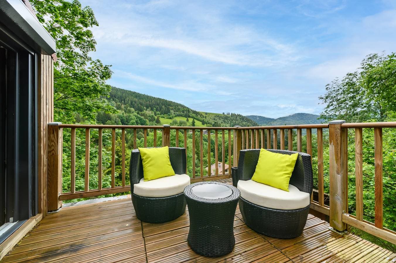 Foto 3 von 24: Chalet 'Gîte Le Pieraline' mit Bergblick, privater Terrasse und WLAN