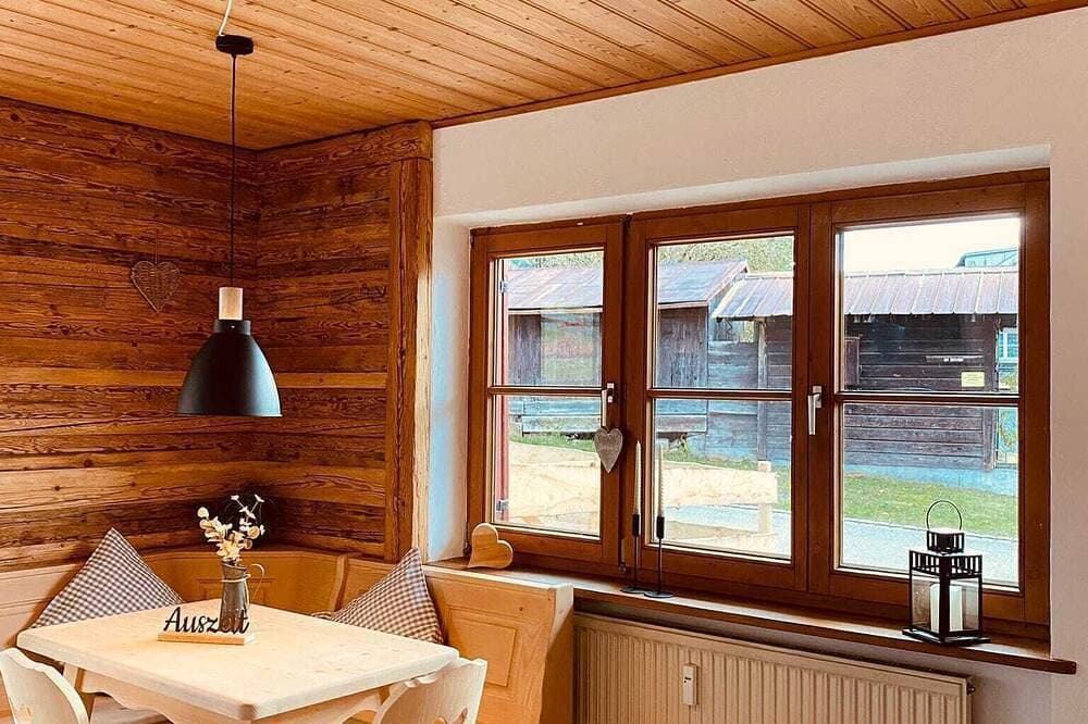 Foto 6 von 11: Neu Renovierte Ferienwohnung für Bergverliebte