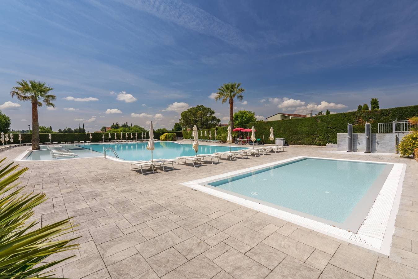 Foto 10 von 40: Regarda -Apple bilocale con piscina e parcheggio coperto
