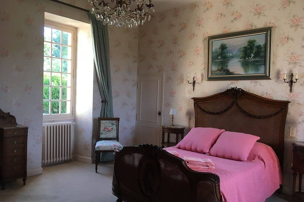Foto 3 von 23: Herrenhaus aus dem 16. Jahrhundert mit Pool