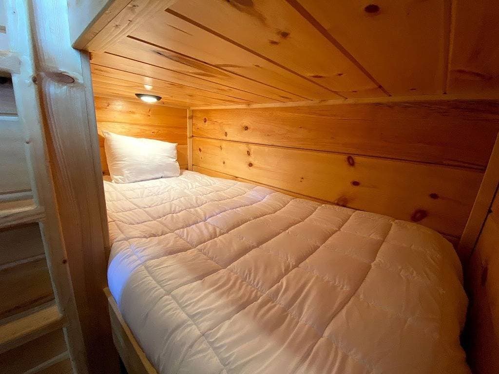 Foto 7 von 11: B3 Großartiges \"Tiny Home\" mit Klimaanlage, Bergblick, Minuten zum Skifahren, Wandern, Attraktionen, hundefreundlich!