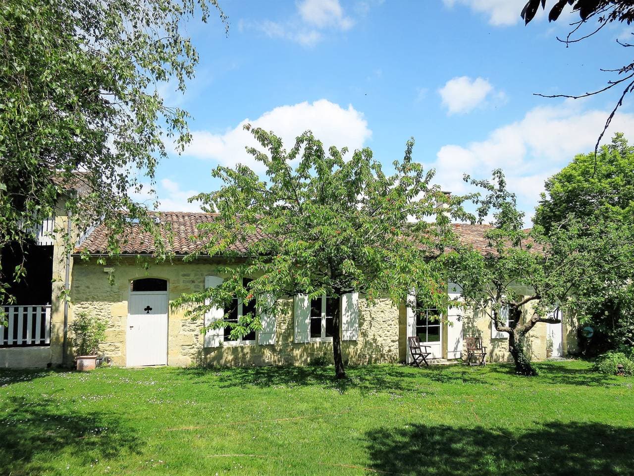 Schönes, gemütliches Einfamilienhaus La Vertheuillaise 1