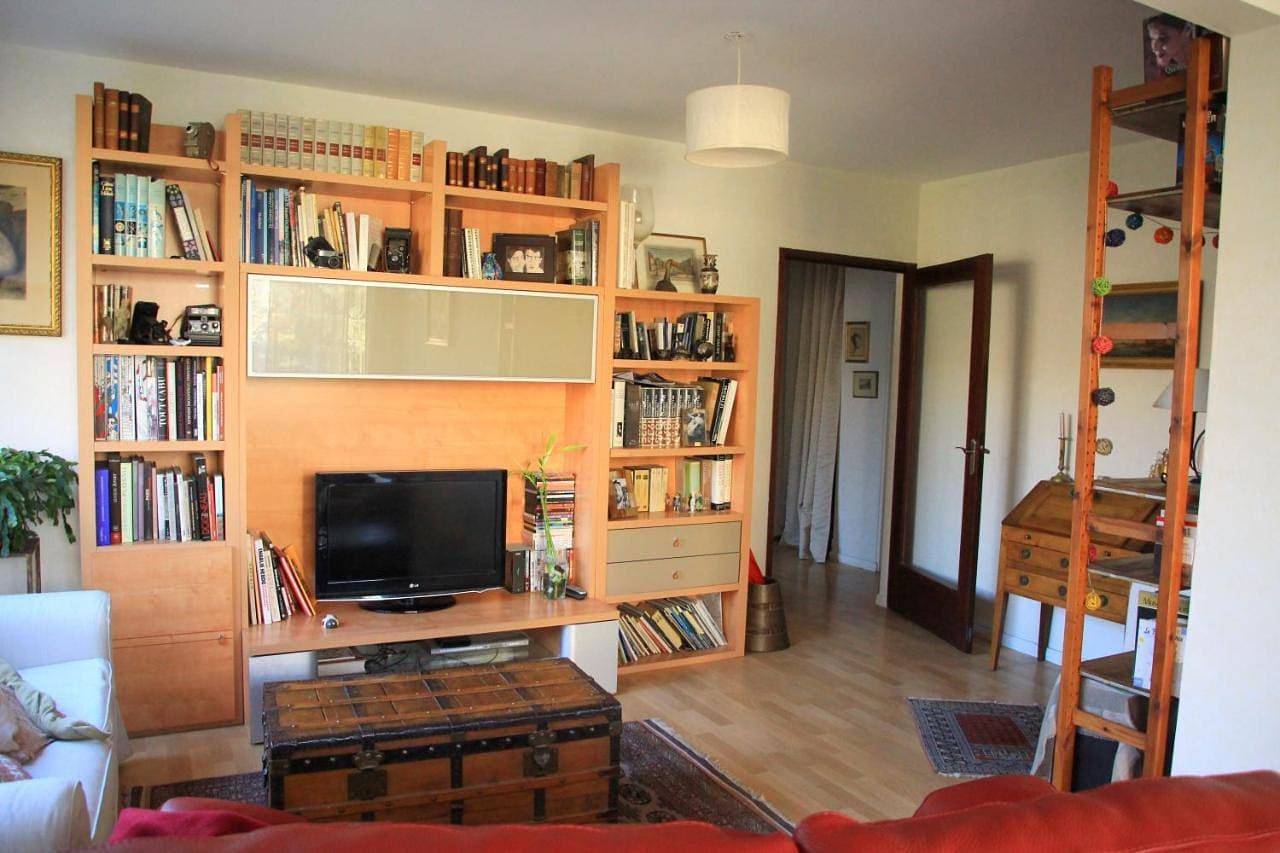 Foto 3 von 11: Two-Bedroom Apartment