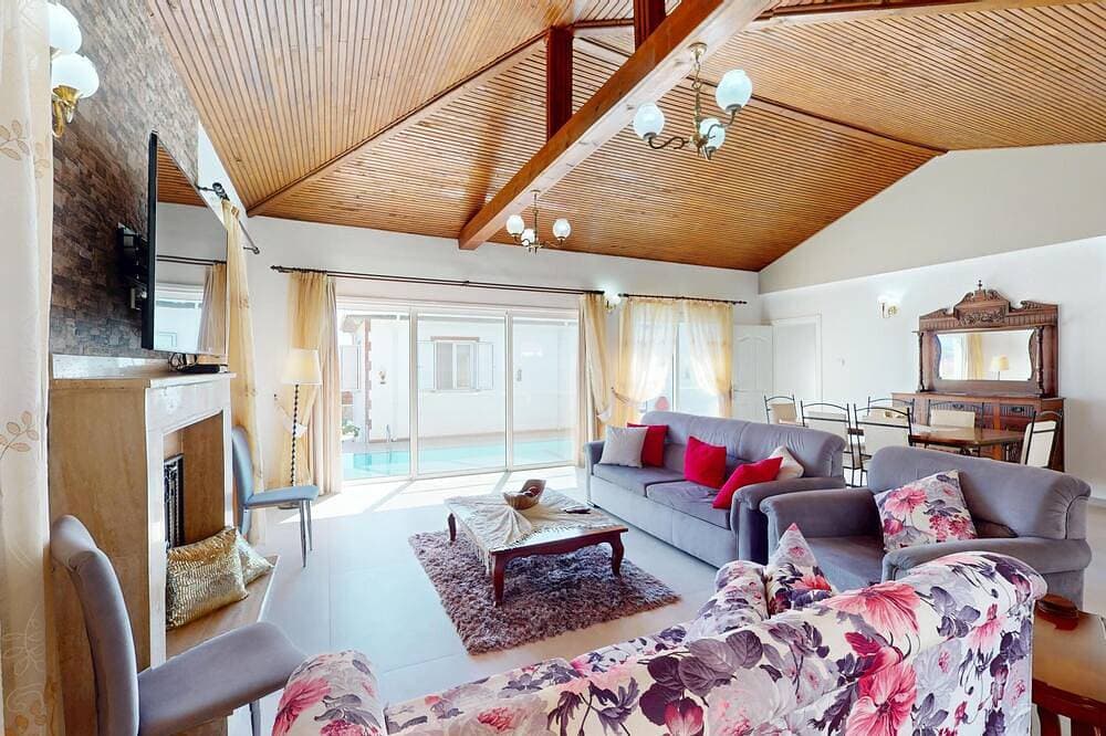 Foto 11 von 16: Villa Butterfly by HolidayKeys