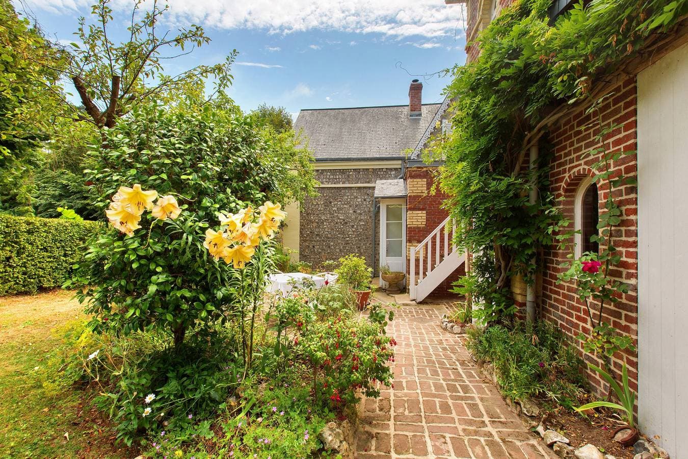 Foto 13 von 28: Bed & Breakfast 'Les Soliers - La Chambre' mit Balkon und WLAN
