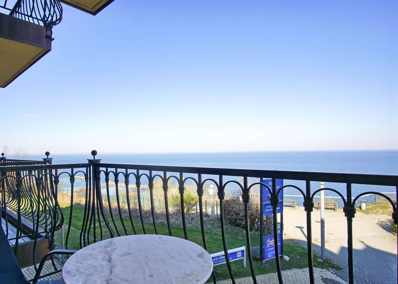 Foto 11 von 25: Ferienwohnung mit traumhaftem Meerblick - Haus am Meer FeWo 03