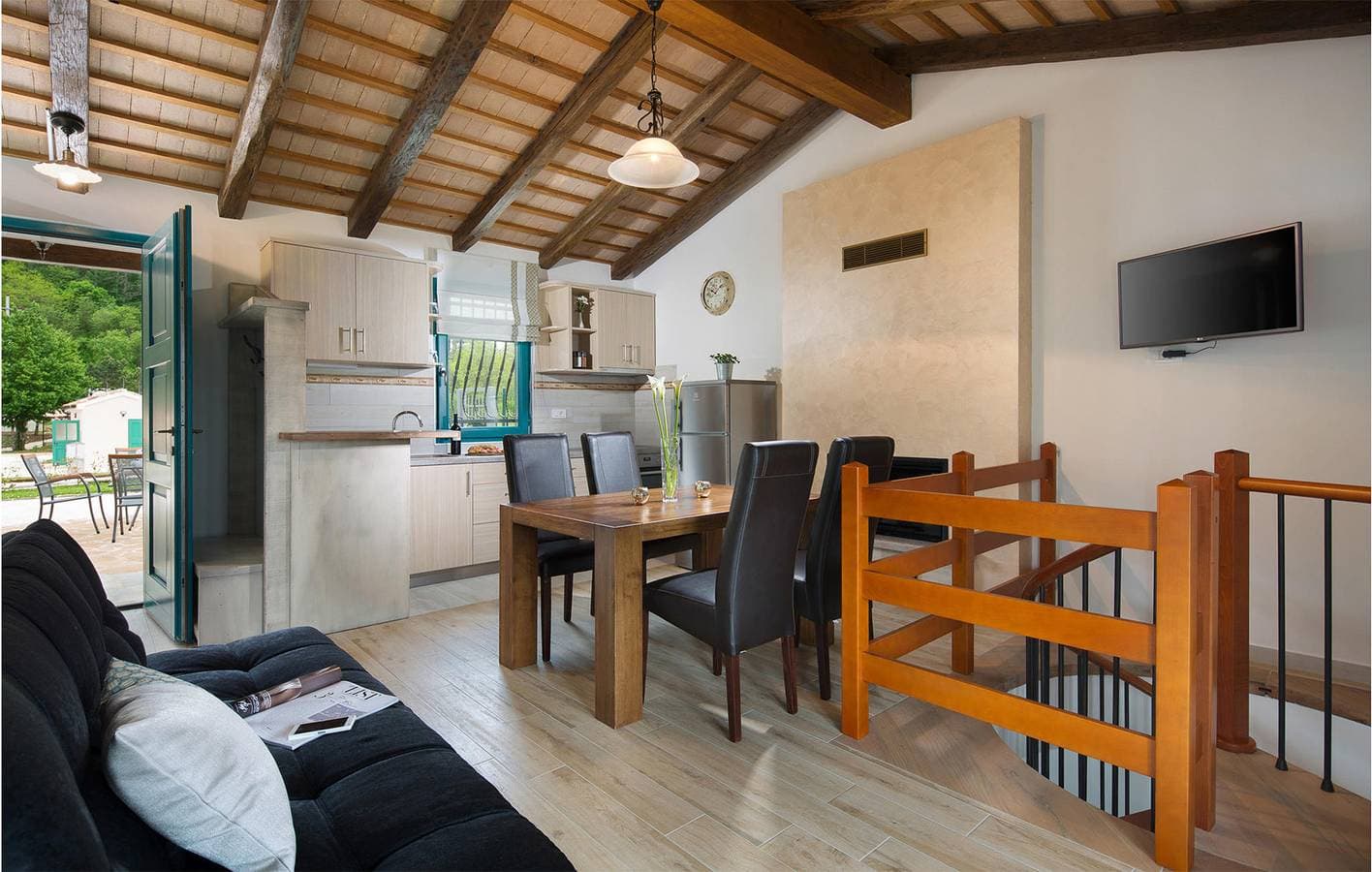 Foto 7 von 29: Gemütliche 2-Zimmer-Wohnung mit Terrasse, WLAN, Parkplatz und in der Nähe von Restaurants