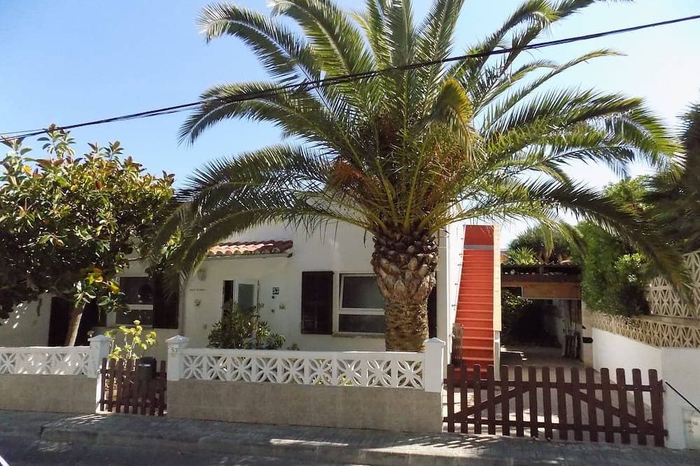 Ferienhaus (56 qm) mit großem Garten (400 qm) - nur 800 Meter zum Strand 1