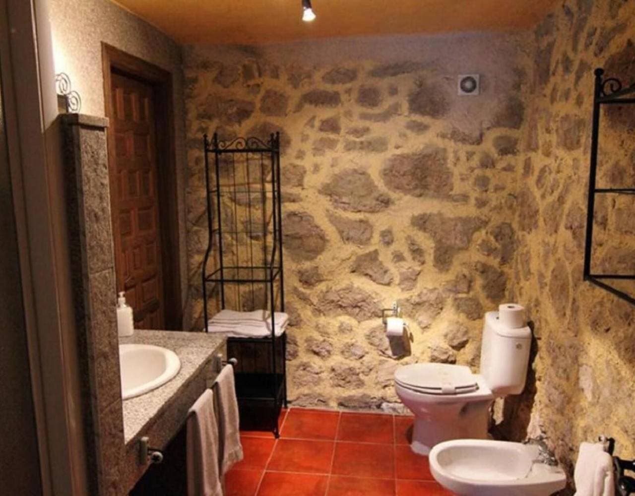 Foto 8 von 20: Landhaus 'Casa Rural El Manantial' nahe Ciudad Rodrigo mit privatem Pool und Bergblick