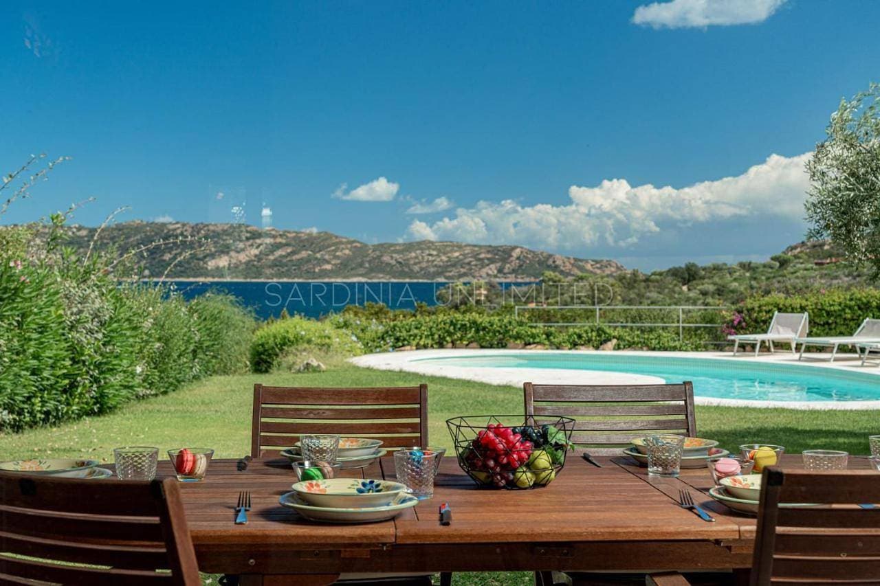 Foto 4 von 53: Villa with Private Pool