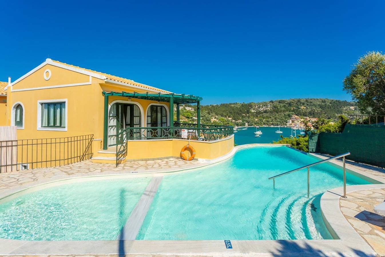 Foto 4 von 28: Villa für 4 Personen mit Meerblick