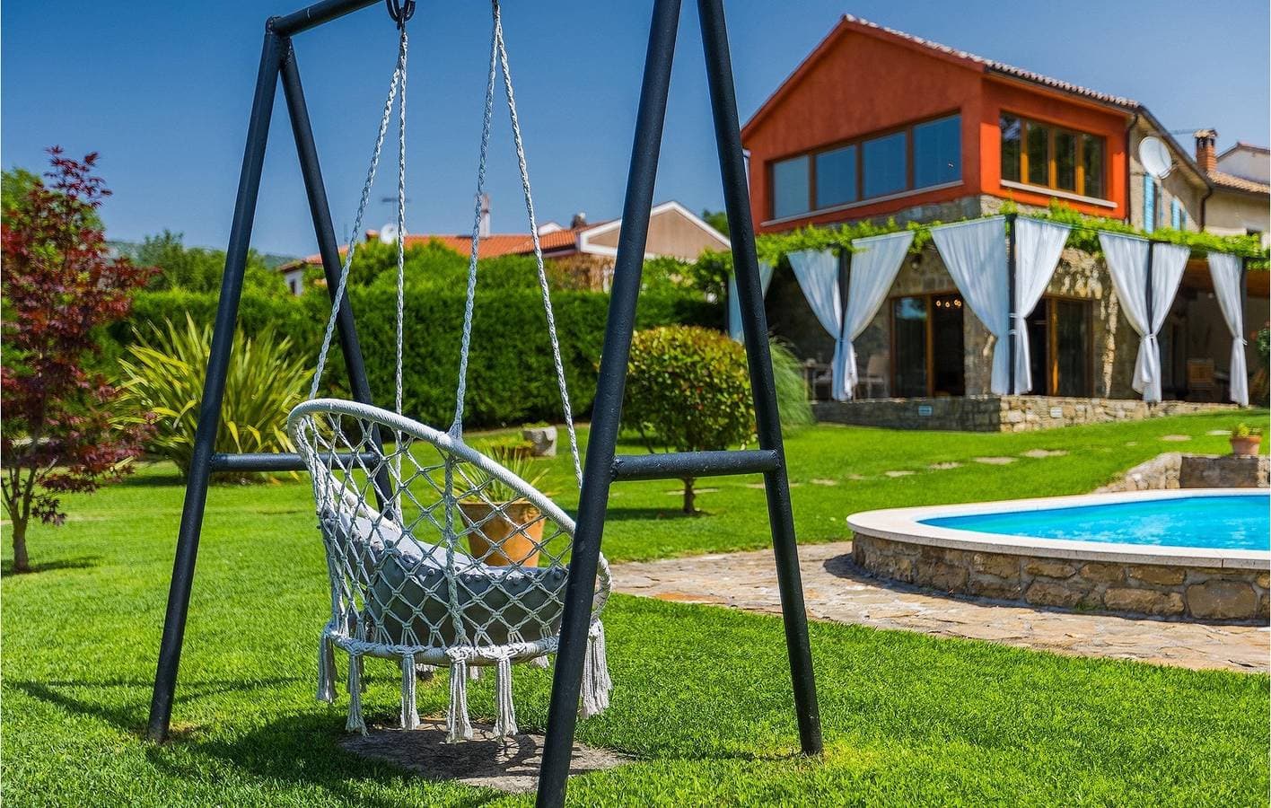 Charmantes Apartment 2,5 km von Buzet entfernt: Apartment am Pool mit WLAN und Parkplatz 1
