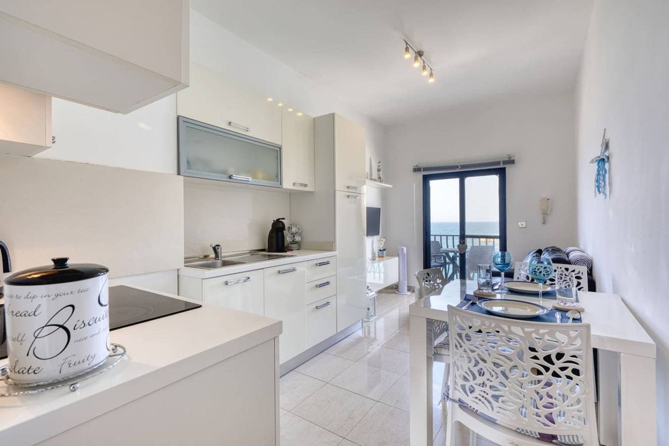 Foto 2 von 31: Ferienwohnung für 2 Personen mit Balkon
