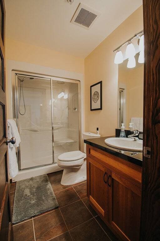 Foto 13 von 23: Luxus-Ski-In / Ski-Out-Wohnung mit eigenem Whirlpool und Dampfdusche