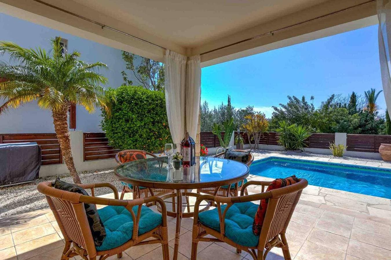 Villa 1