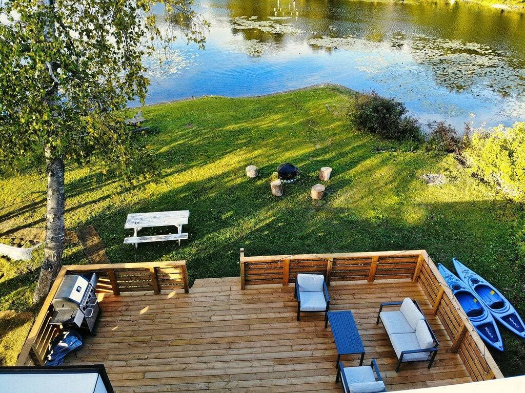Lakefront 1 bedroom tiny home 1
