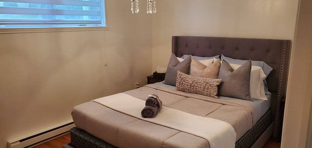 Foto 2 von 21: Lacay Apartement - Modern 1 or 2 bedrooms unit