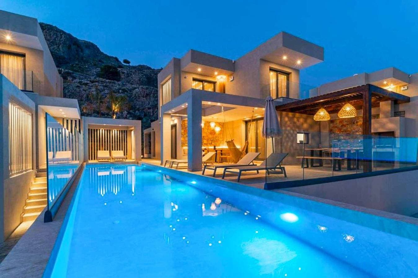 Foto 10 von 29: Villa für 8 Personen mit Terrasse