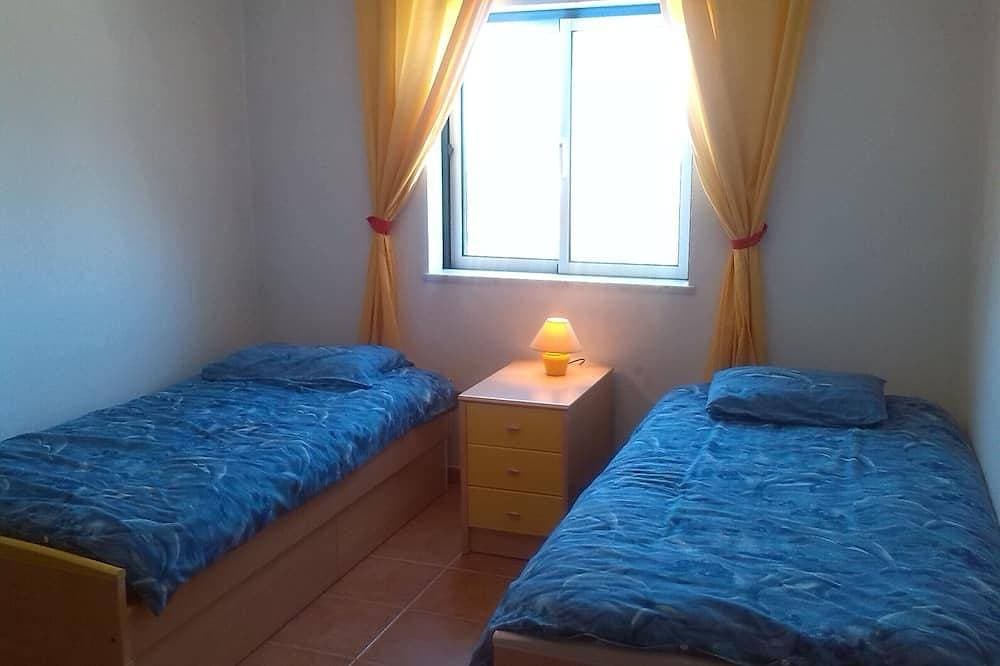 Foto 4 von 16: Schöne freistehende Villa mit 3 Schlafzimmern und privatem Pool in Südlage