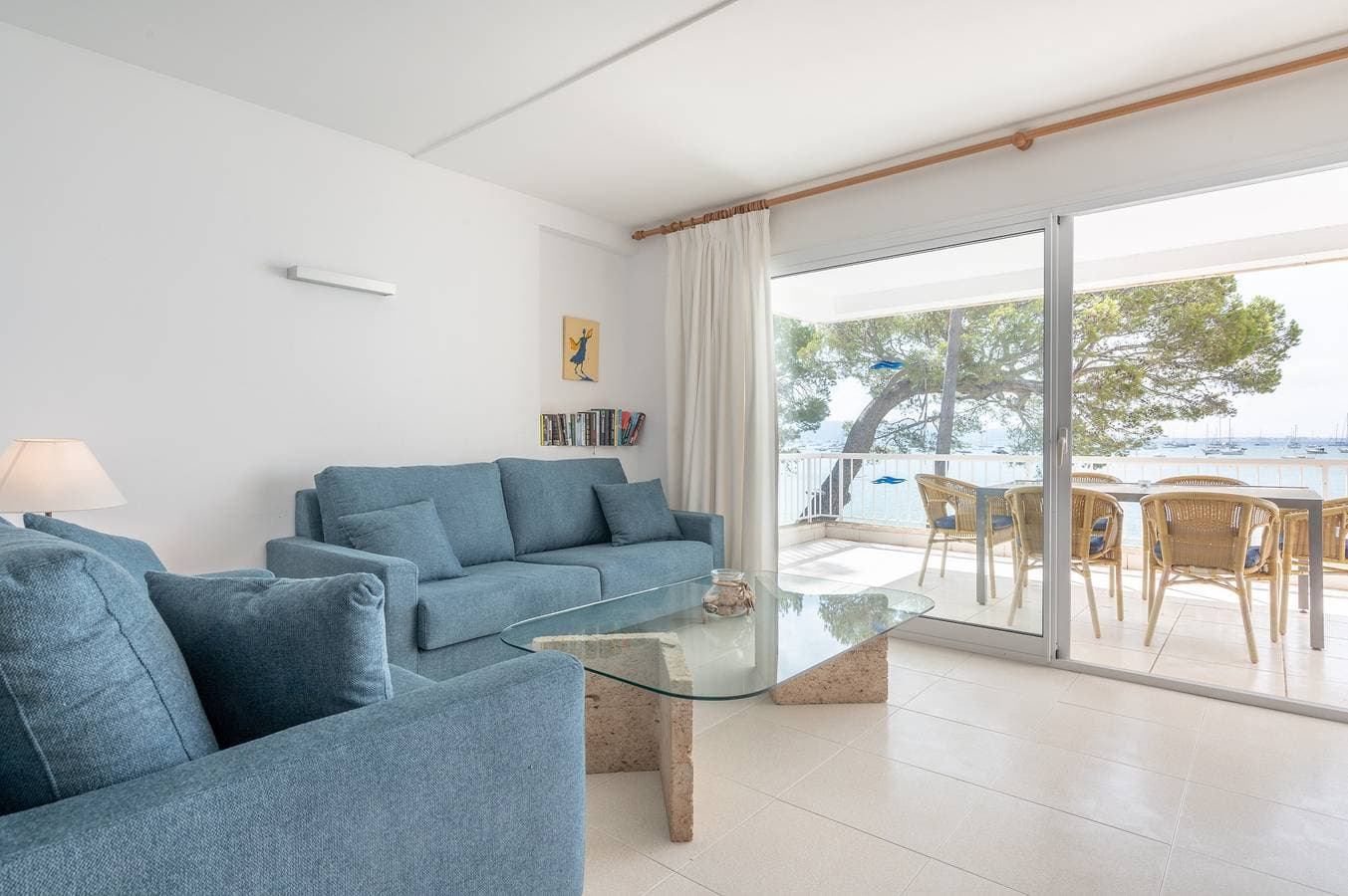 Foto 5 von 33: Ferienhaus Catalina 2A Tres Dormitorios mit Meerblick, WLAN und Terrasse