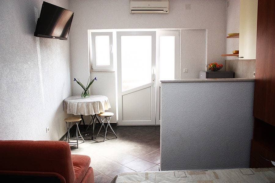 Foto 6 von 30: Studioapartment in Grebaštica mit Meerblick, Terrasse, Klimaanlage, W-Lan (886-1)